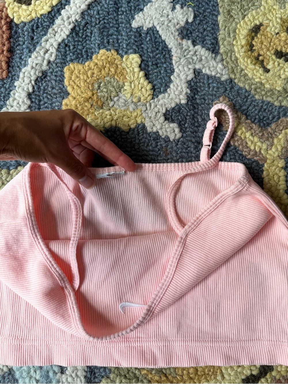 Nike Light Pink Ribbed Cropped Tank Top Embroidered Logo Size Medium - Picture 2 of 7